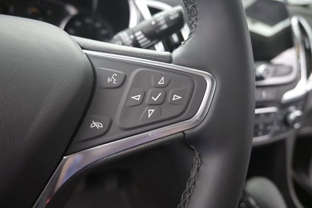 Used 2023 Chevrolet Equinox Premier AWD/4WD image 31