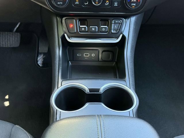 Certified 2021 GMC Terrain SLE w/ Driver Convenience Package AWD/4WD image 18