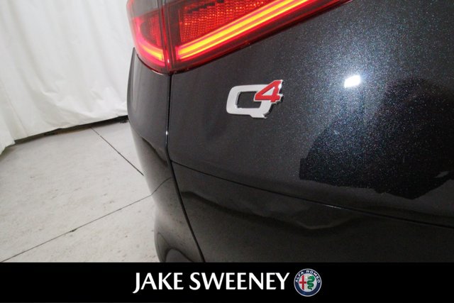 Used 2022 Alfa Romeo Stelvio Ti AWD/4WD image 11