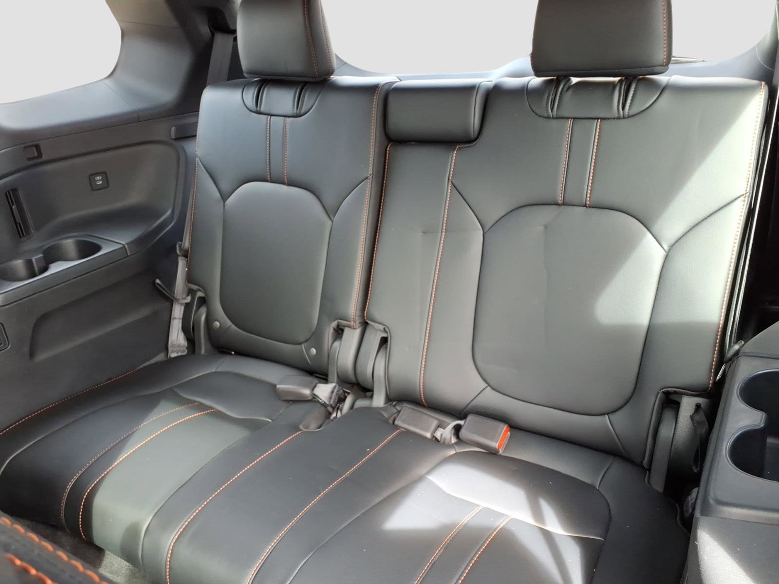 Used 2025 Honda Pilot TrailSport image 16