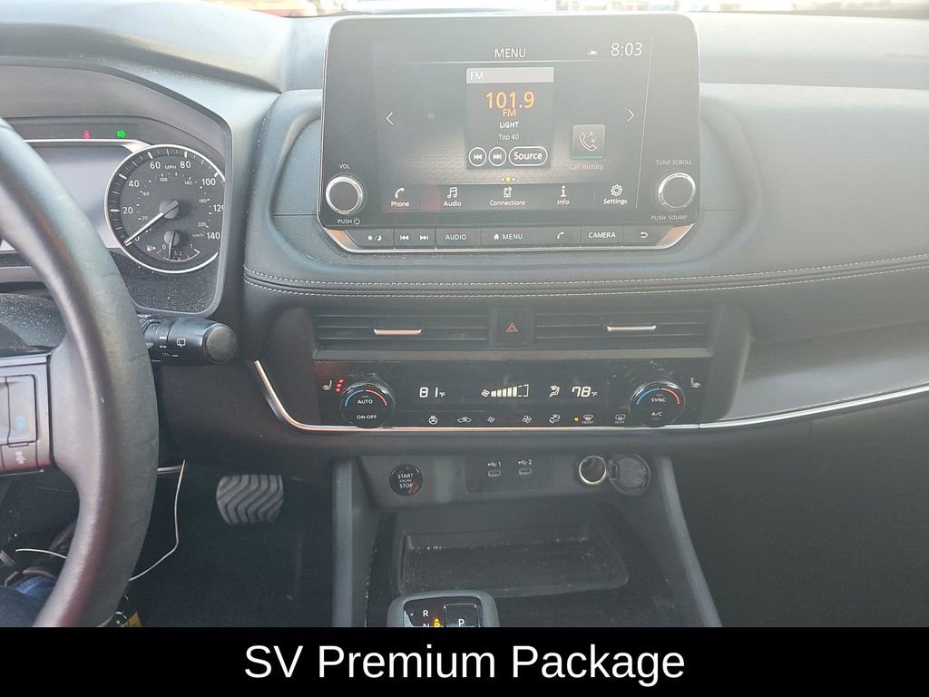 Used 2024 Nissan Rogue SV w/ SV Premium Package image 5