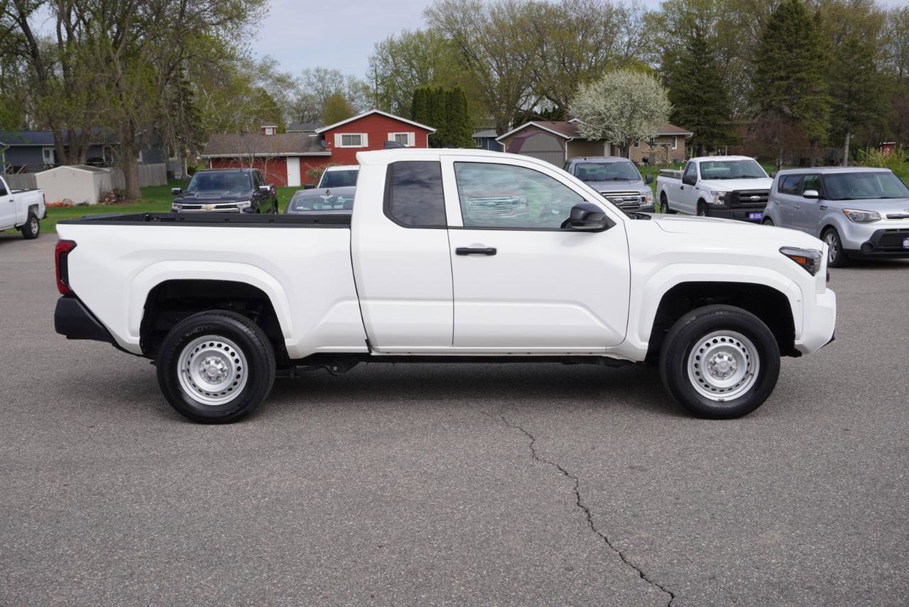 Used 2024 Toyota Tacoma SR RWD image 6