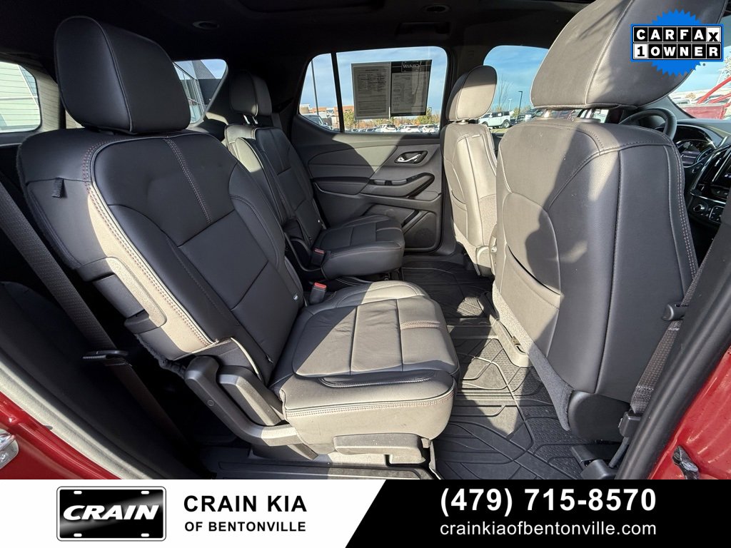 Used 2023 Chevrolet Traverse RS image 31