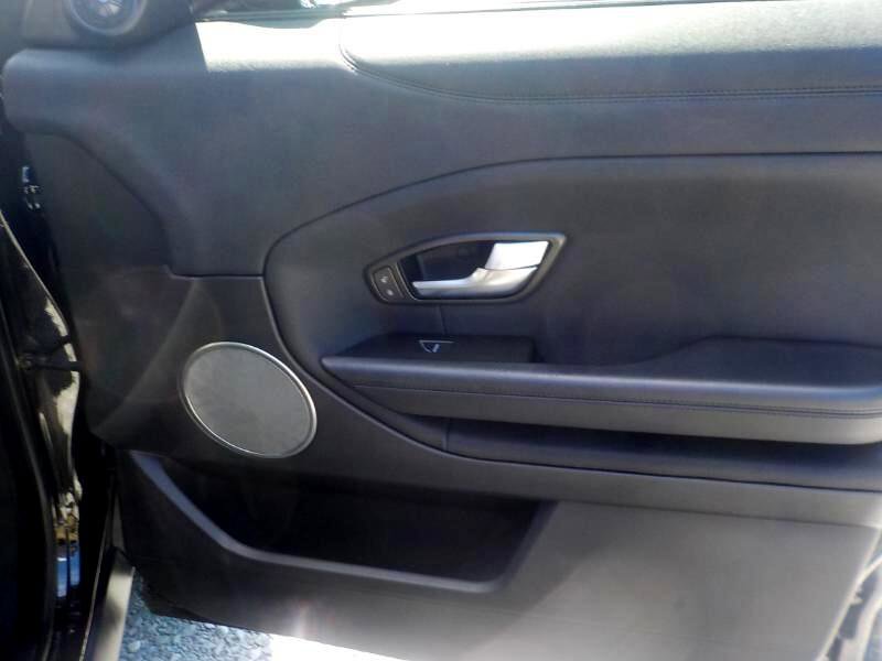 Used 2017 Land Rover Range Rover Evoque SE image 27