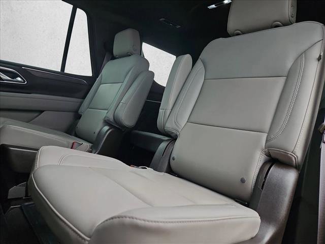 Used 2023 Chevrolet Tahoe Z71 w/ Luxury Package image 20