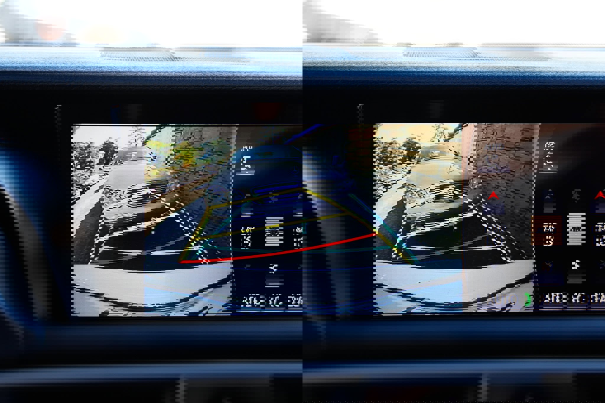 Used 2019 Lexus IS 300 AWD image 36