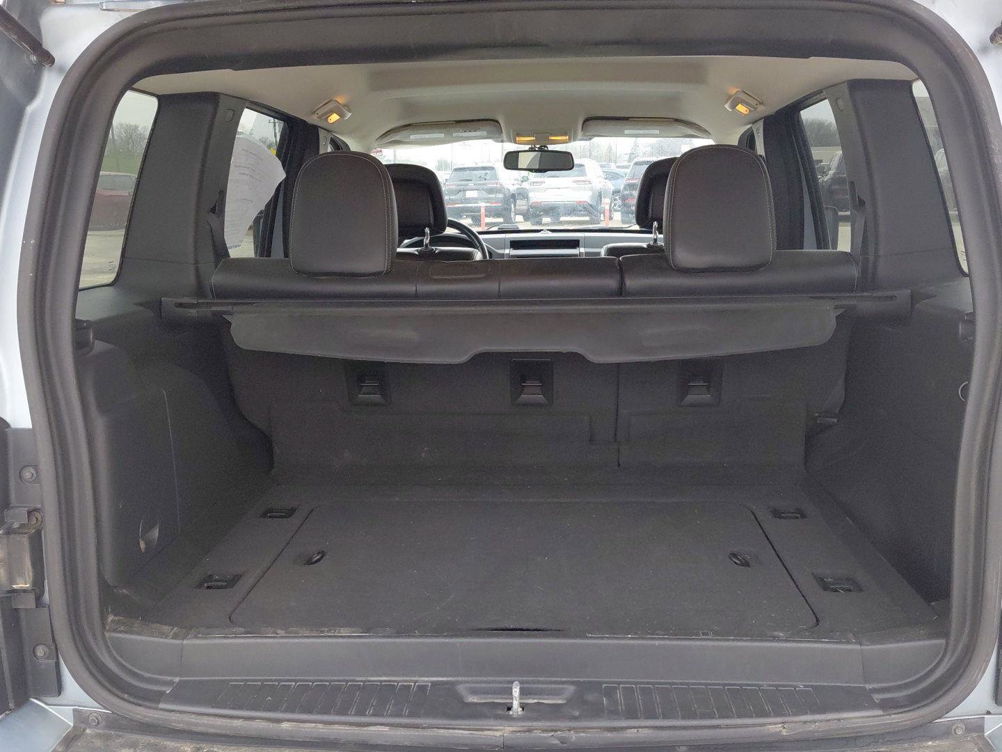 Used 2012 Jeep Liberty Sport AWD/4WD image 18