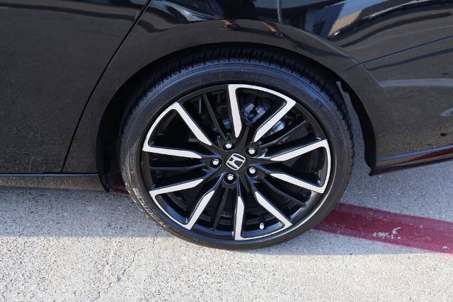 Used 2024 Honda Accord Touring image 10