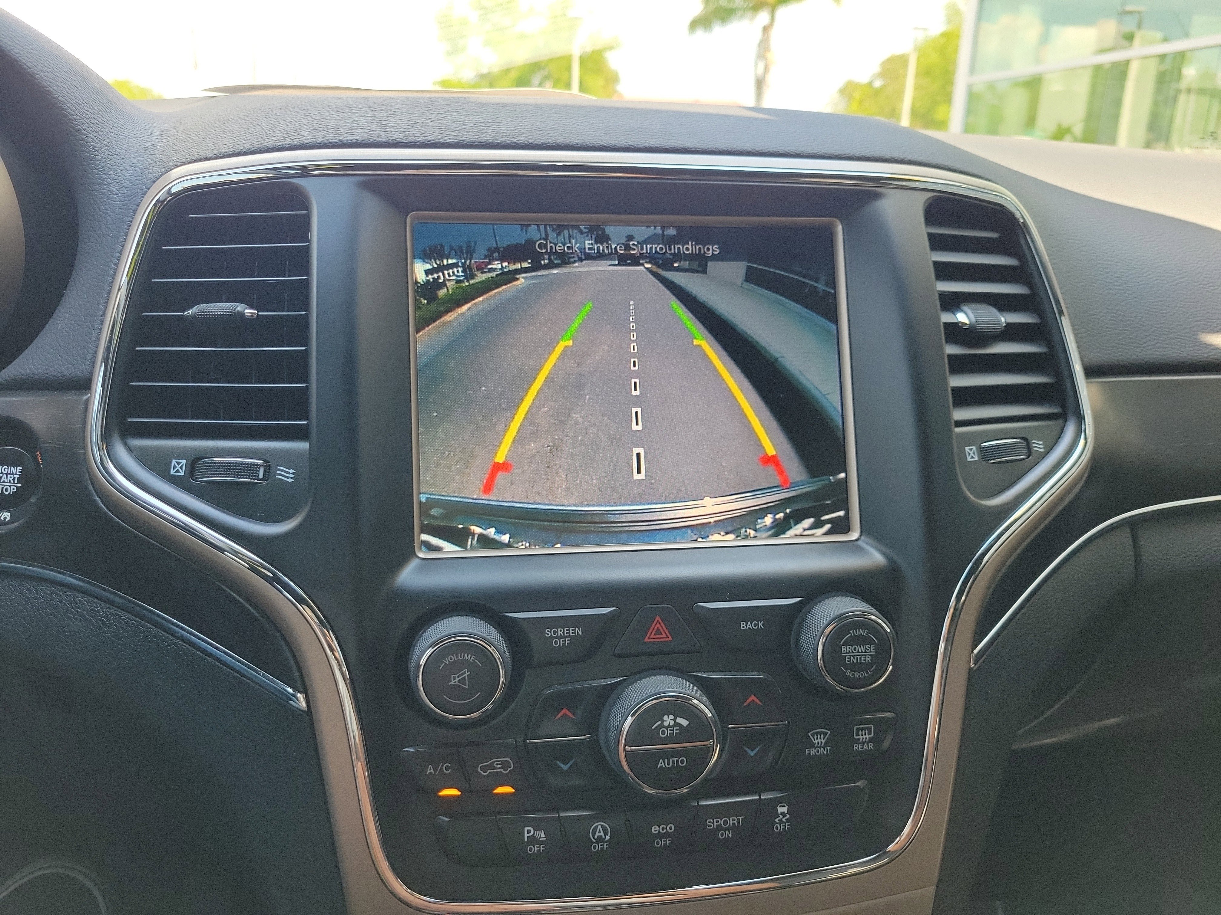 Used 2017 Jeep Grand Cherokee Limited AWD/4WD image 24