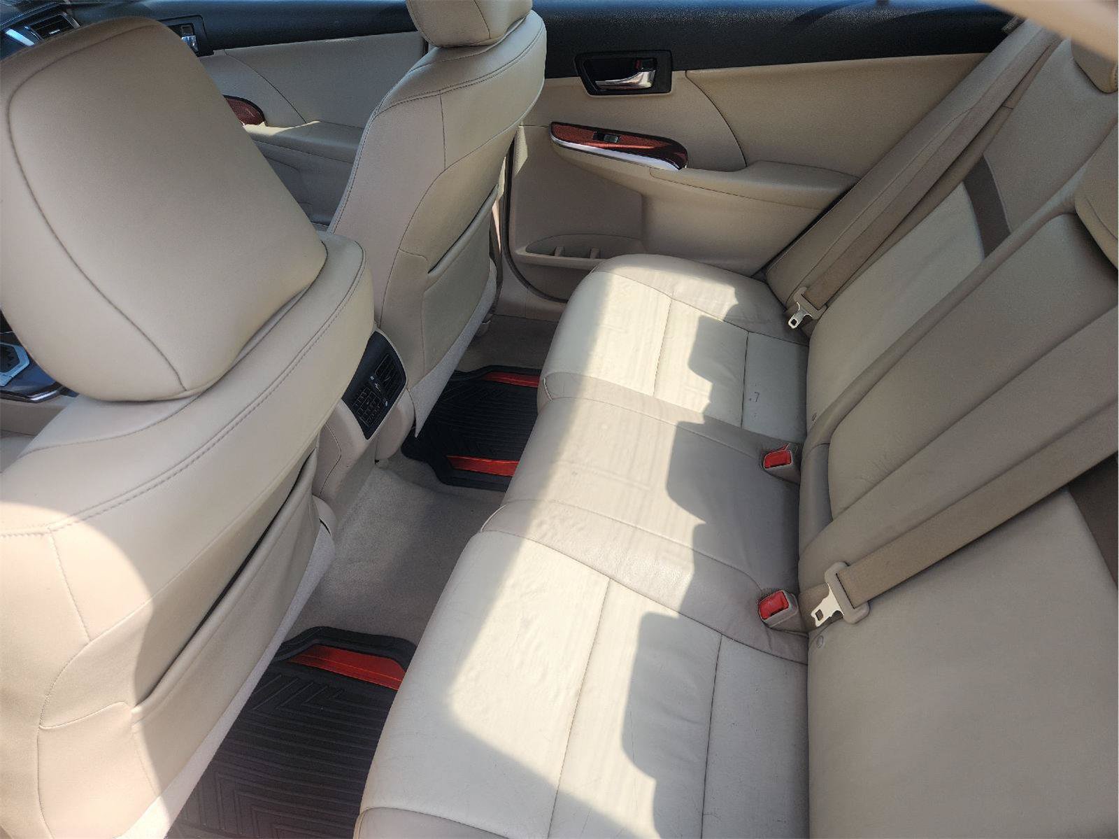 Used 2012 Toyota Camry XLE FWD image 31