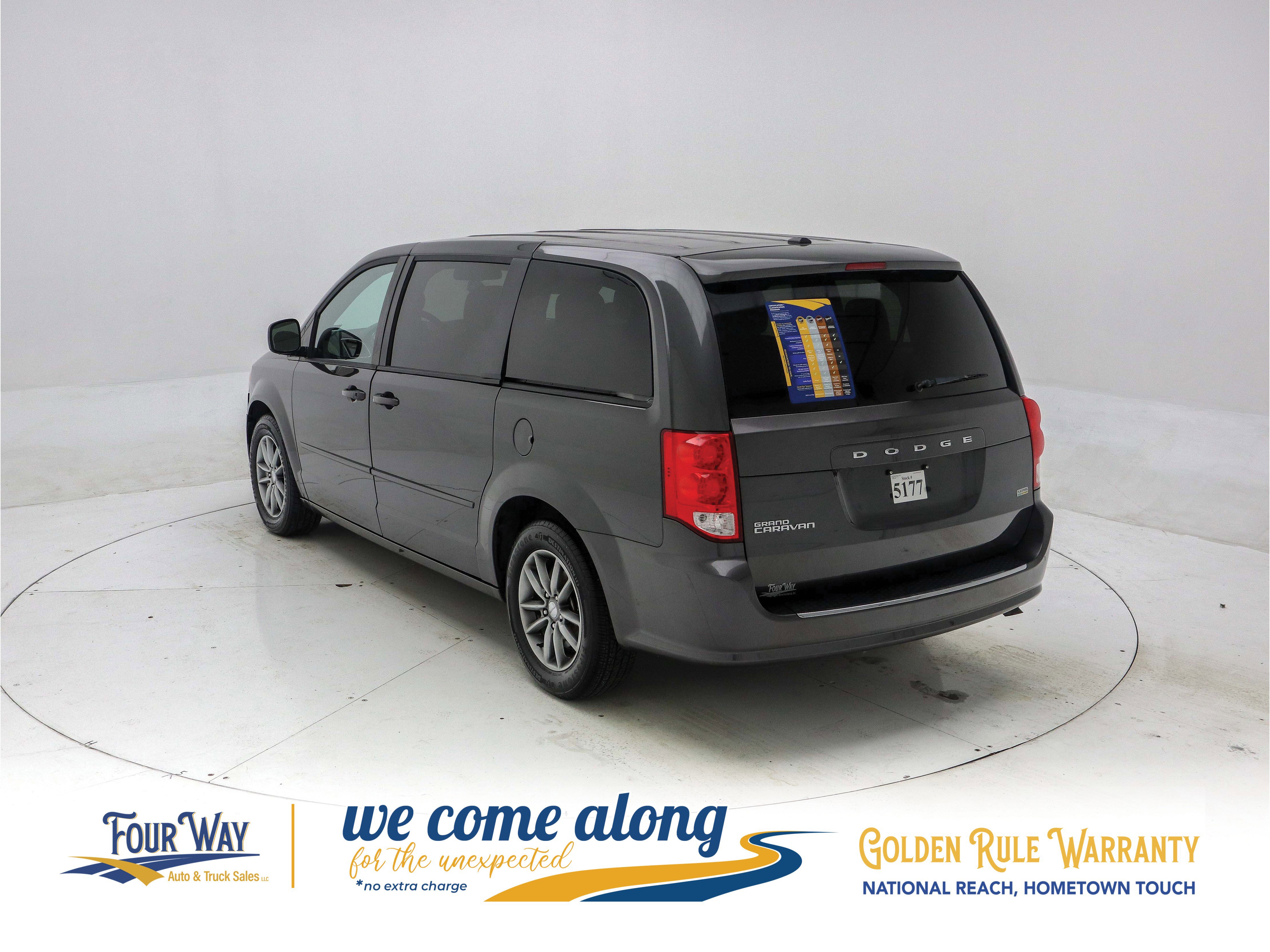 Used 2016 Dodge Grand Caravan SE image 6