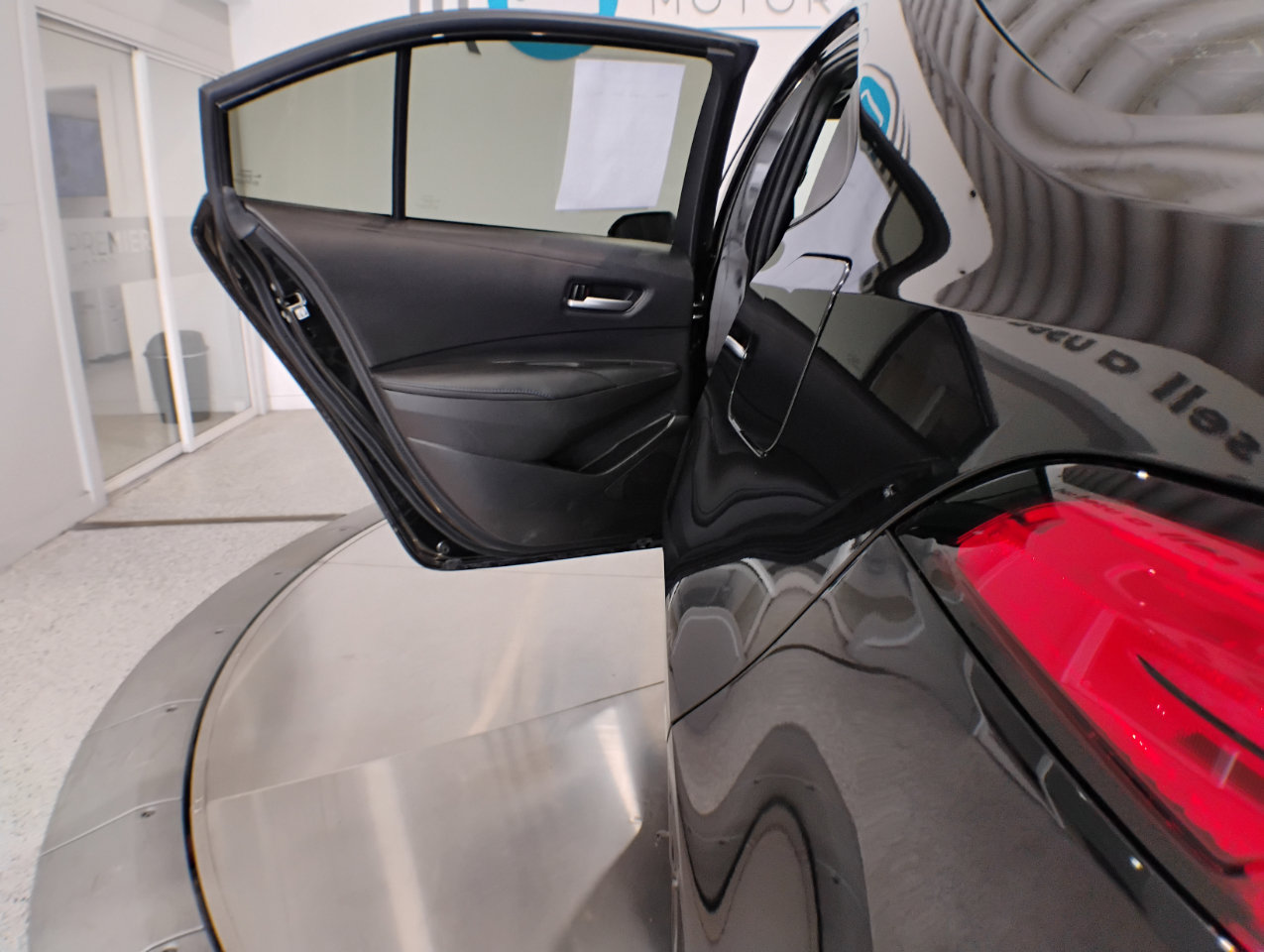 Used 2020 Toyota Corolla SE image 57