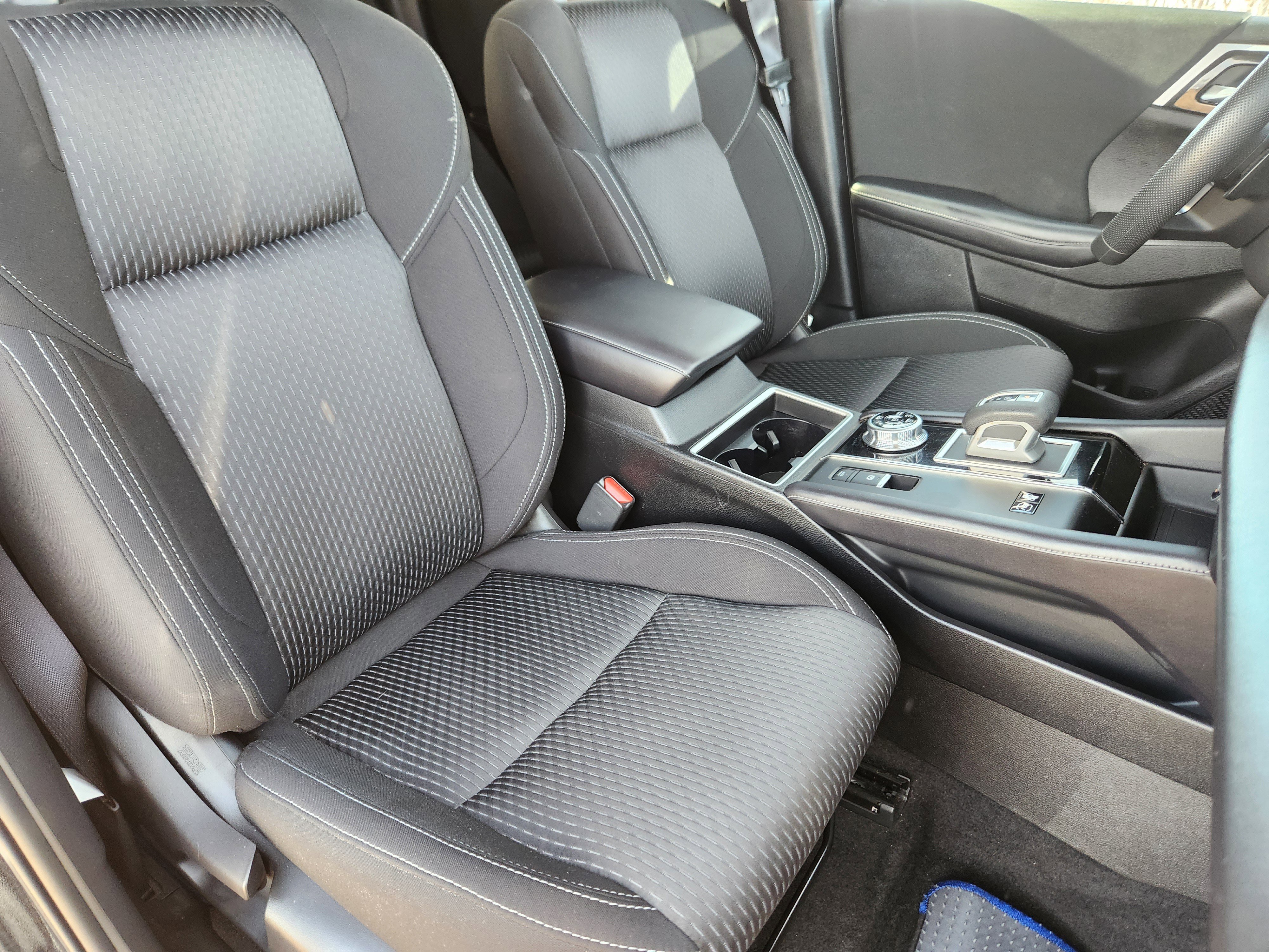 Used 2025 Mitsubishi Outlander ES AWD/4WD image 10