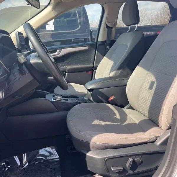 Used 2020 Ford Escape SE AWD/4WD image 8