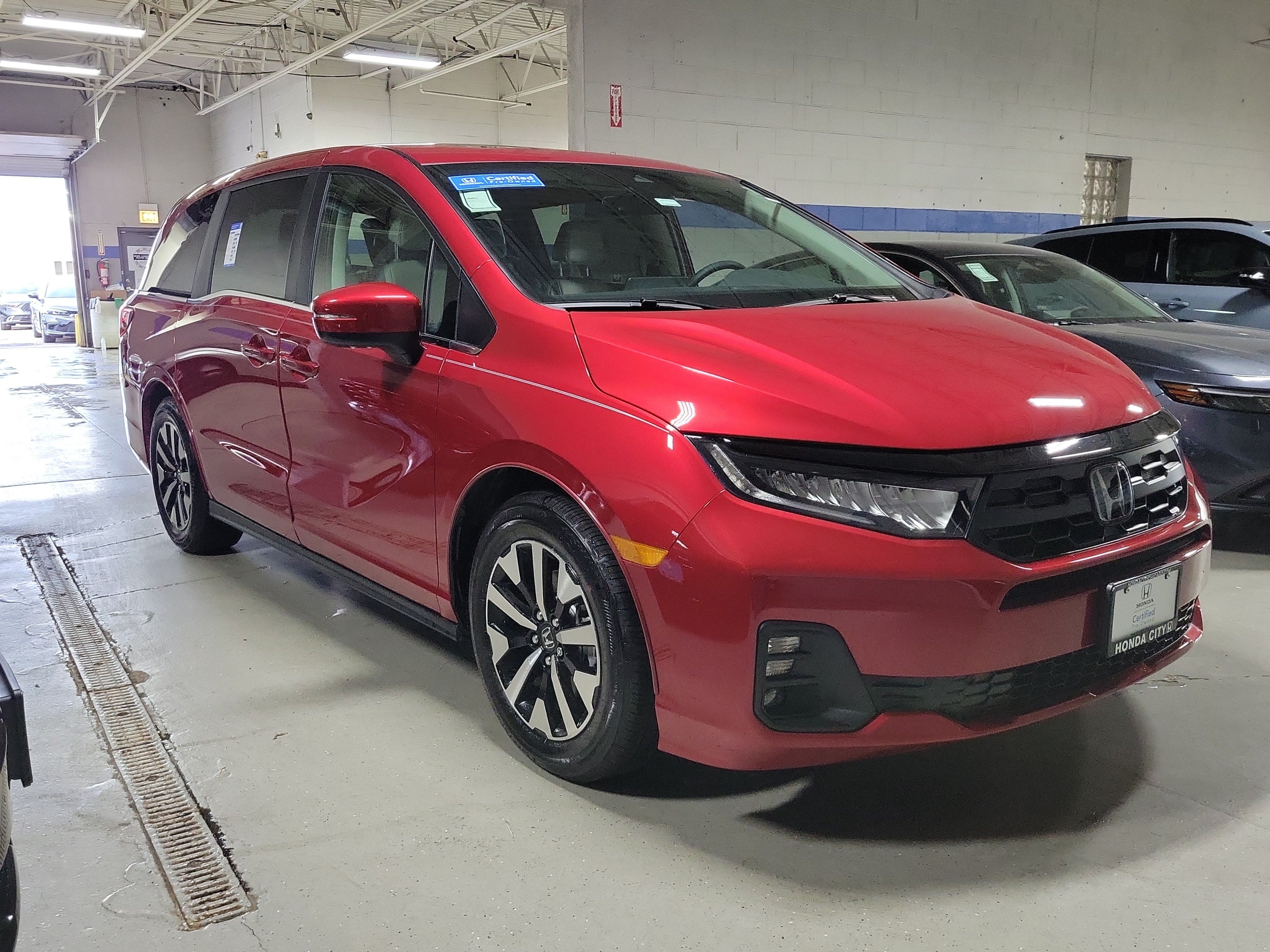 Used 2026 Honda Odyssey EX-L image 34