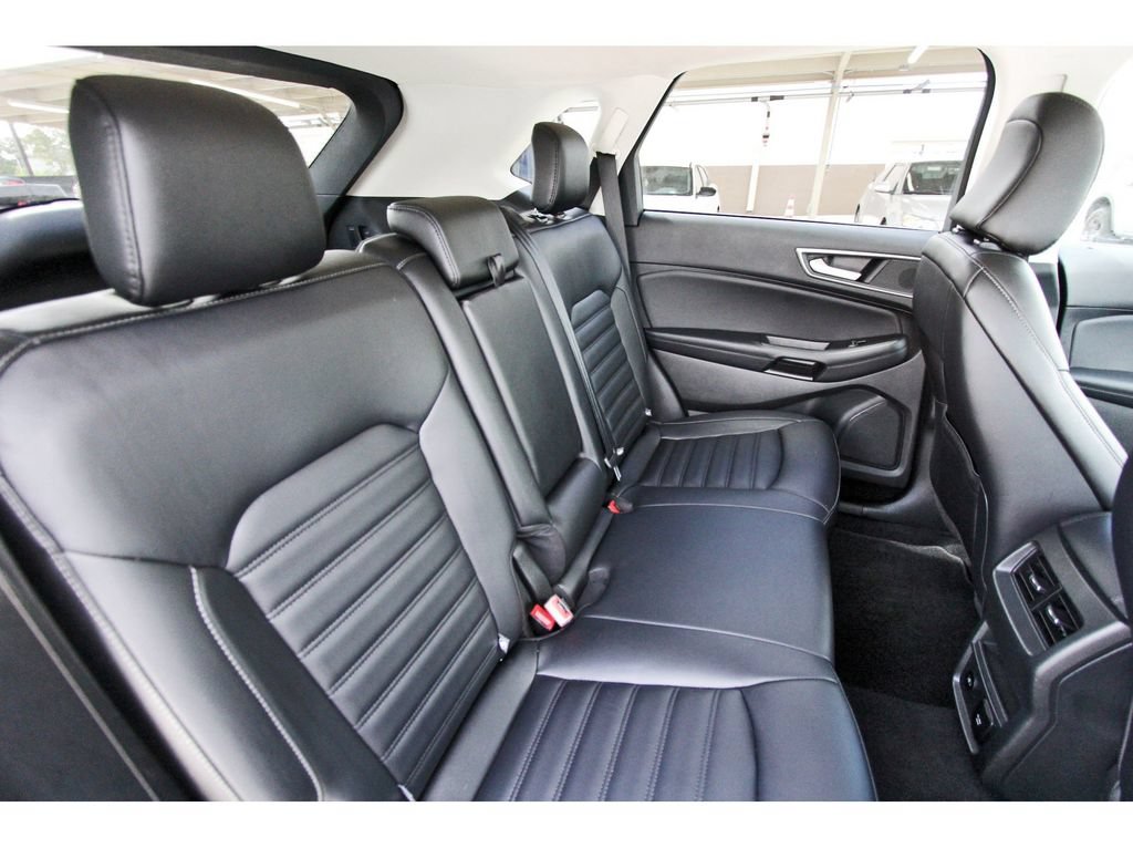 Used 2024 Ford Edge SEL w/ Convenience Package AWD/4WD image 13