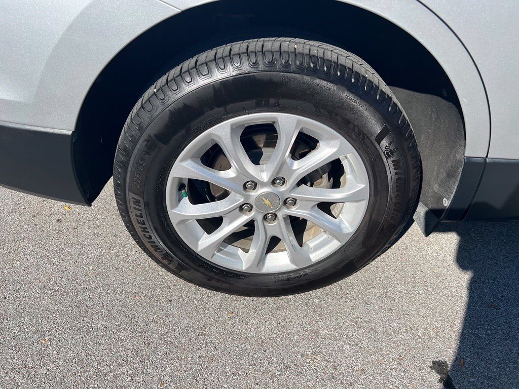 Used 2018 Chevrolet Equinox LT FWD image 10