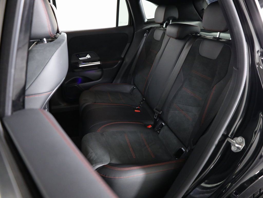 Certified 2022 Mercedes-Benz GLA 250 4MATIC image 37