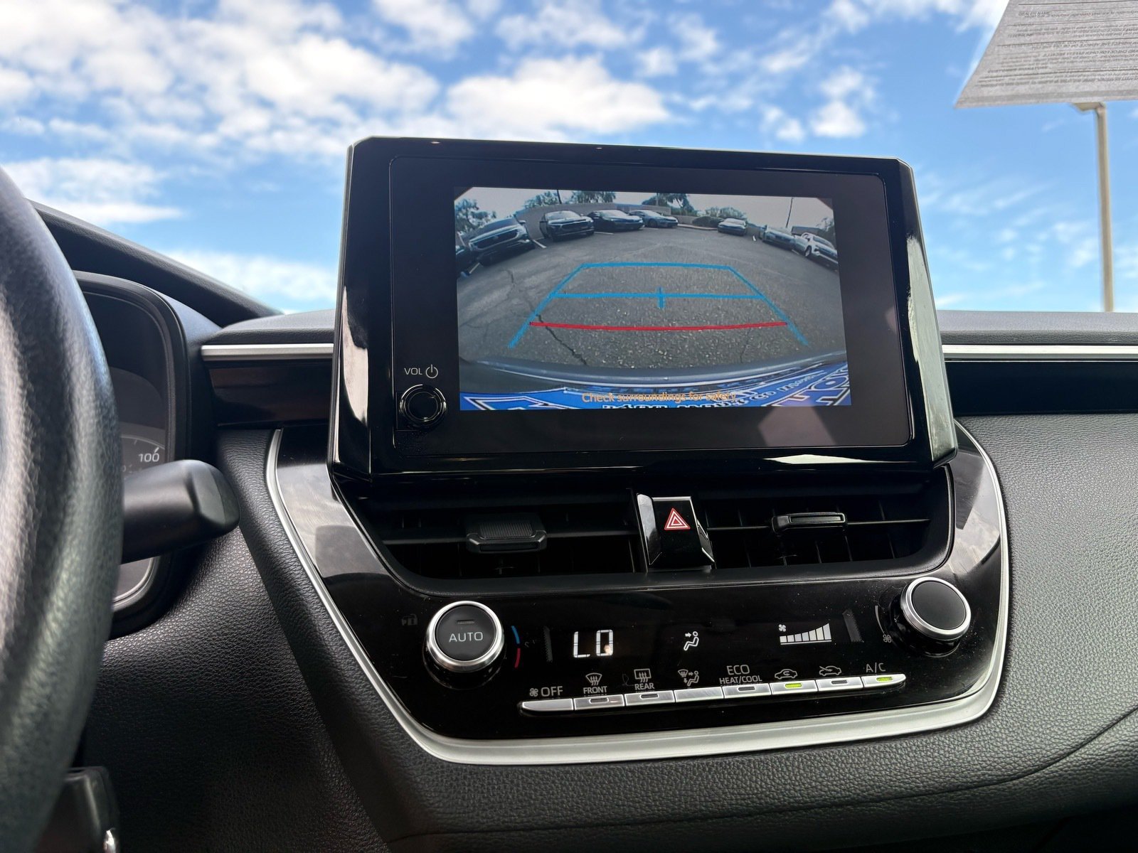 Used 2025 Toyota Corolla LE FWD image 25