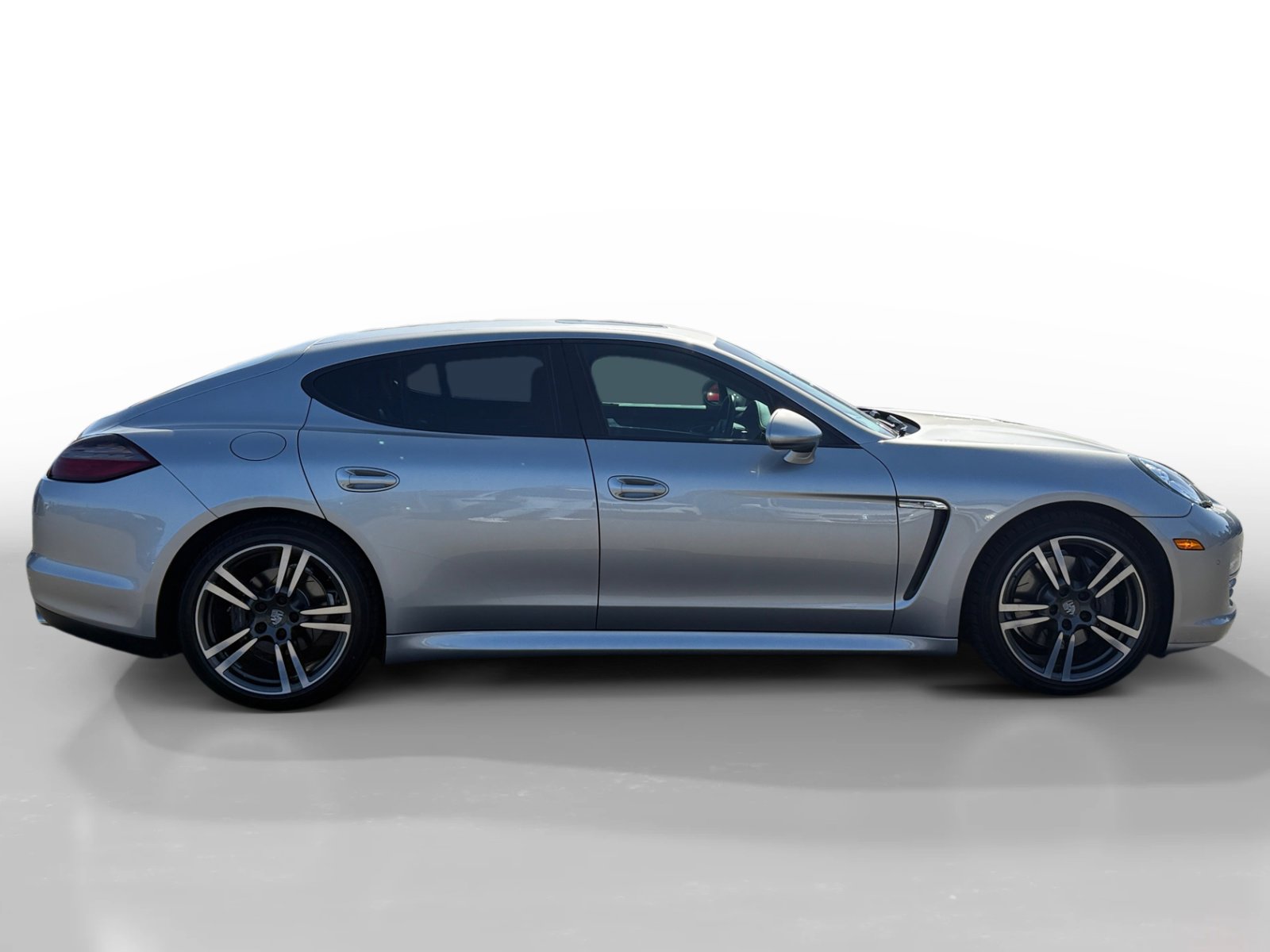 Used 2012 Porsche Panamera 4 image 6