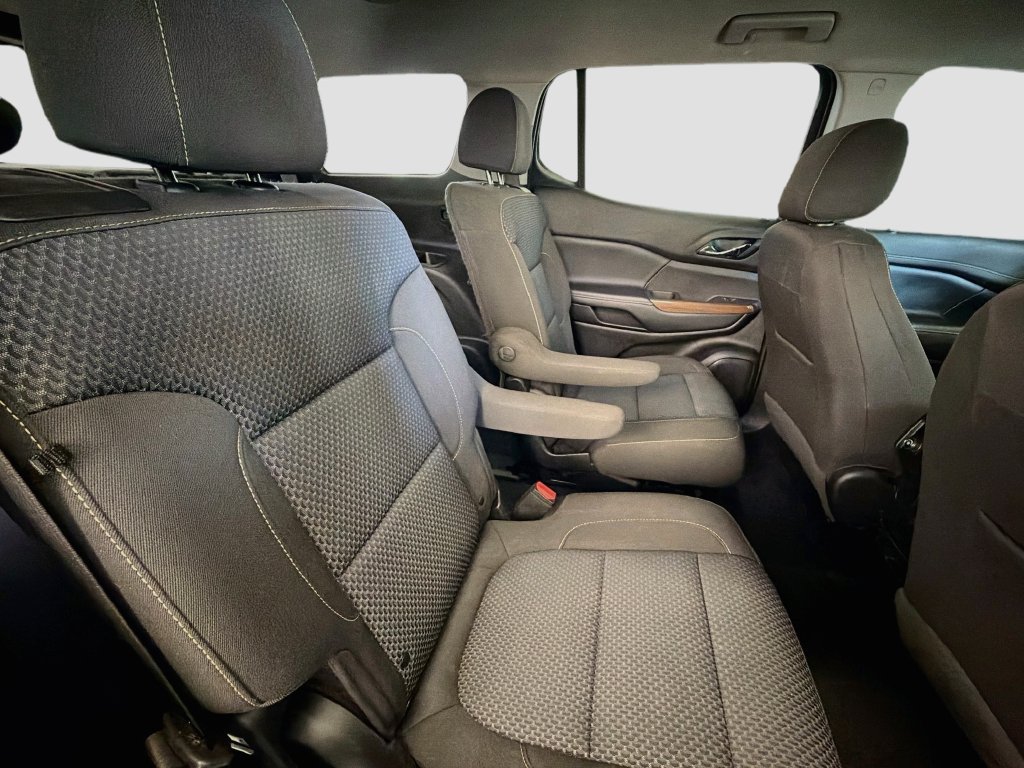 Used 2020 GMC Acadia SLE FWD image 28
