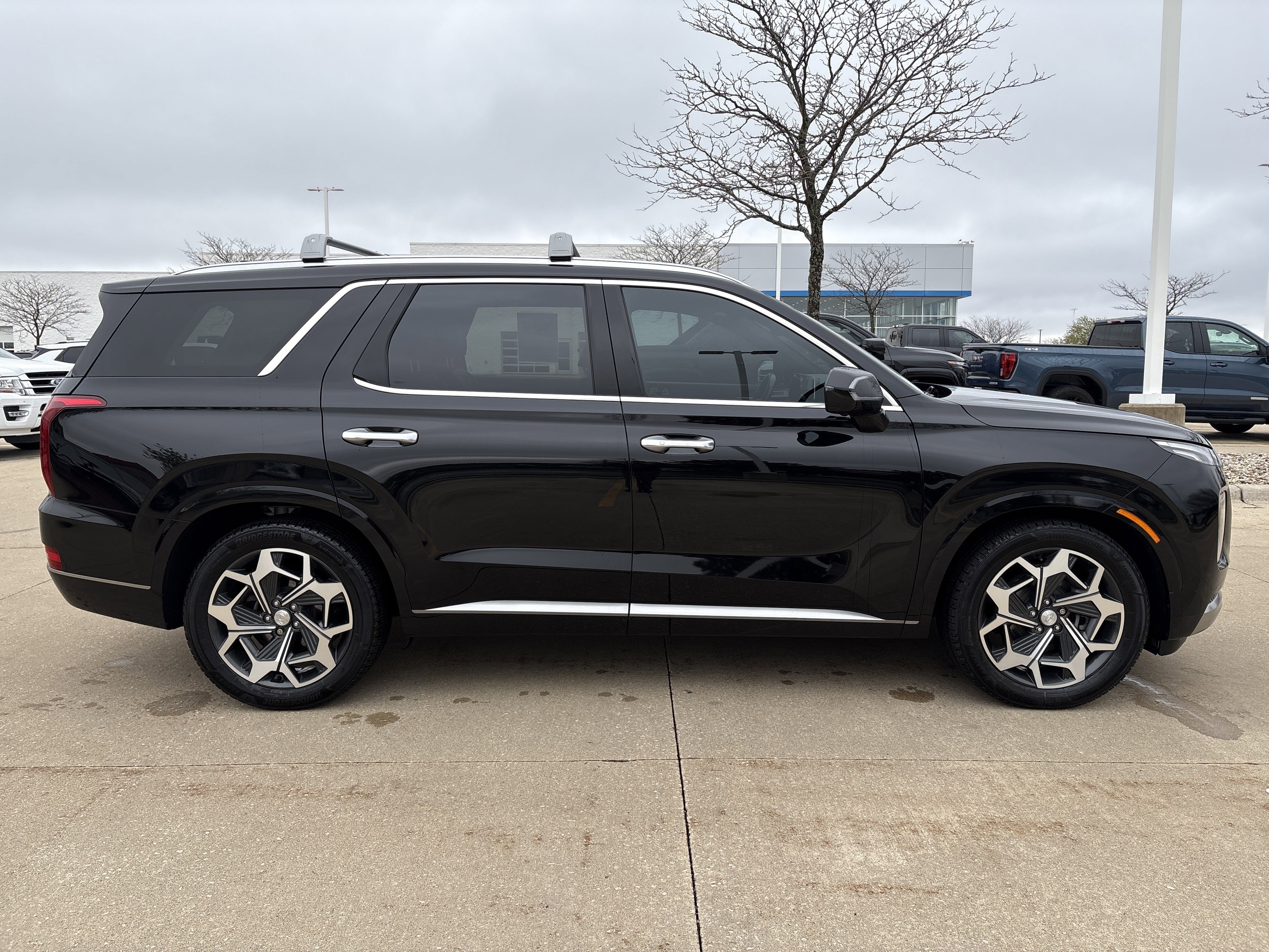 Used 2022 Hyundai Palisade Calligraphy image 8