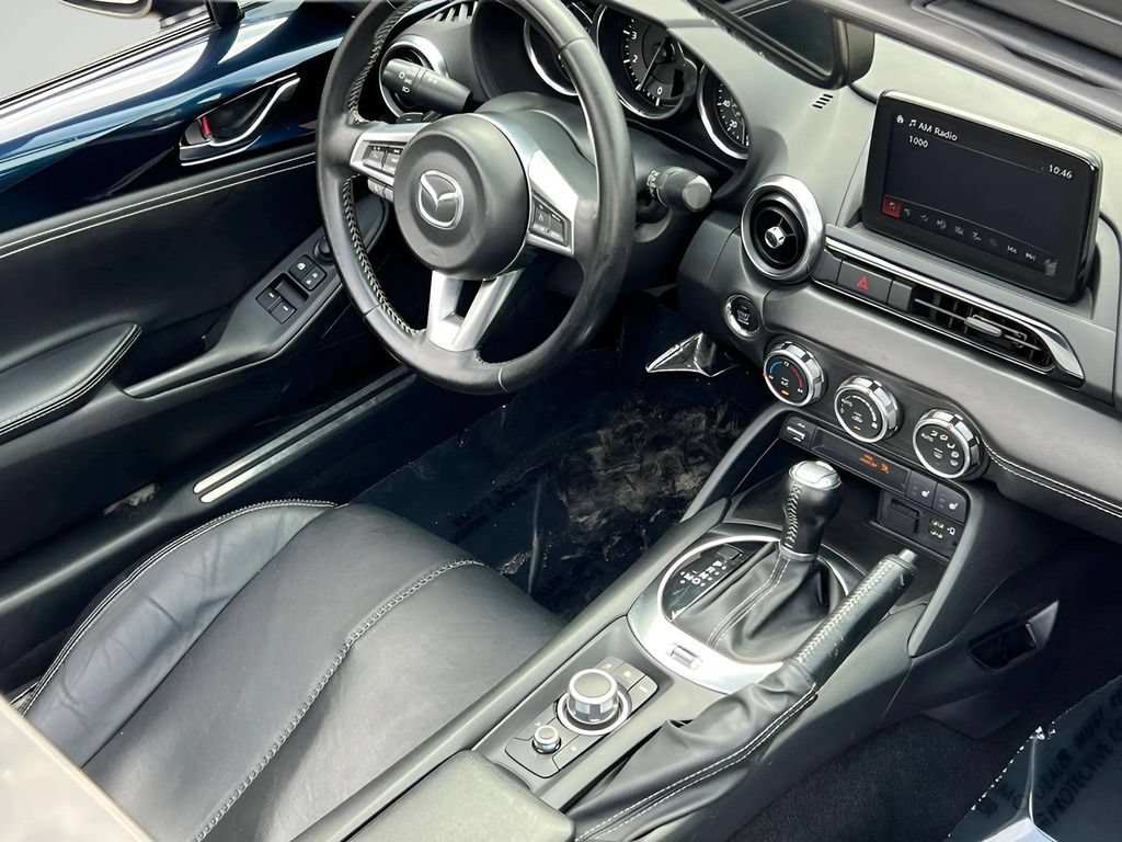 Used 2021 MAZDA MX-5 Miata RF Grand Touring RWD image 19