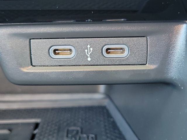 Certified 2026 Volkswagen Jetta SE FWD image 25
