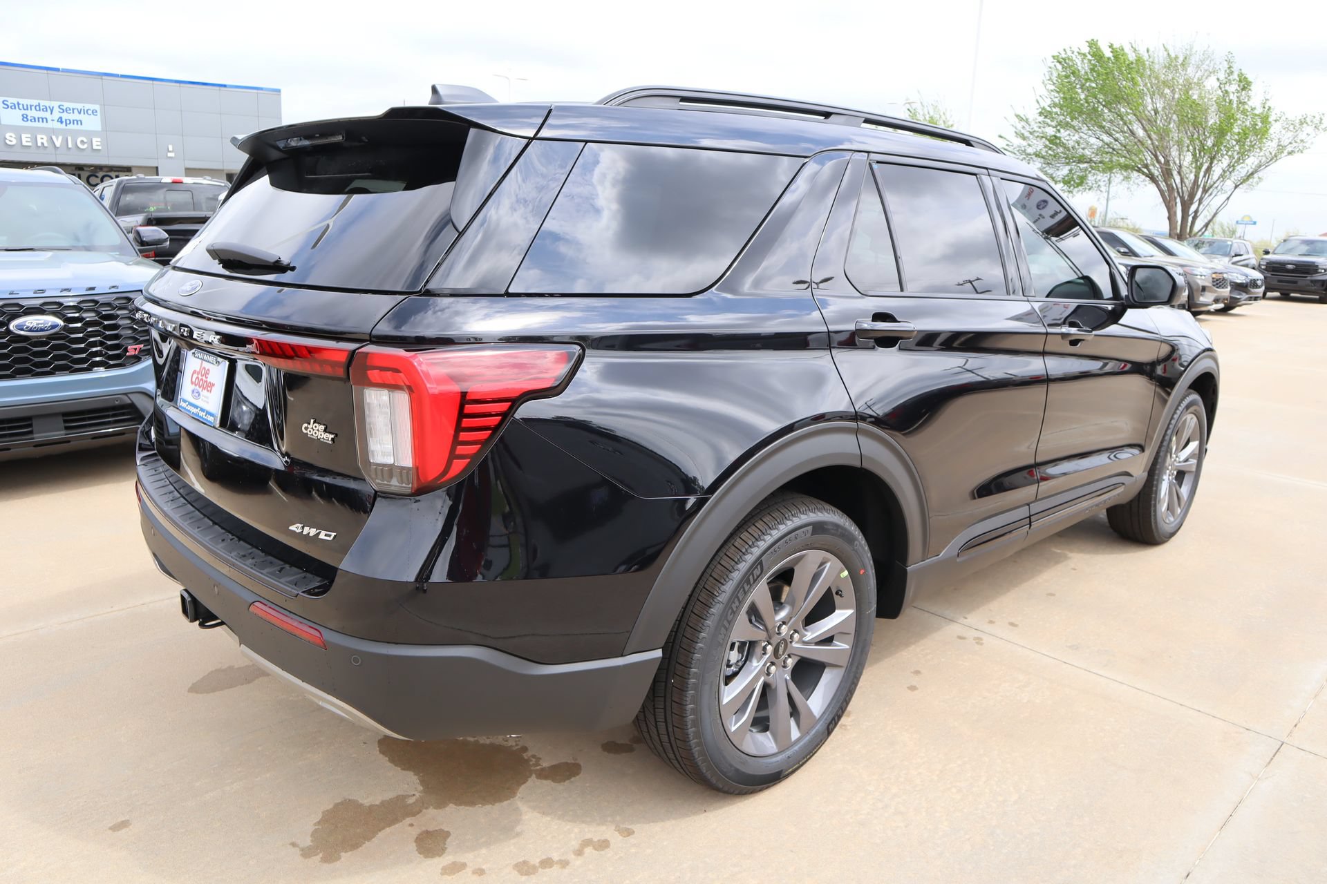 New 2026 Ford Explorer Active w/ Active Comfort Package AWD/4WD image 23