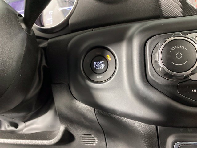 Used 2023 Jeep Wrangler Unlimited Sahara AWD/4WD image 24
