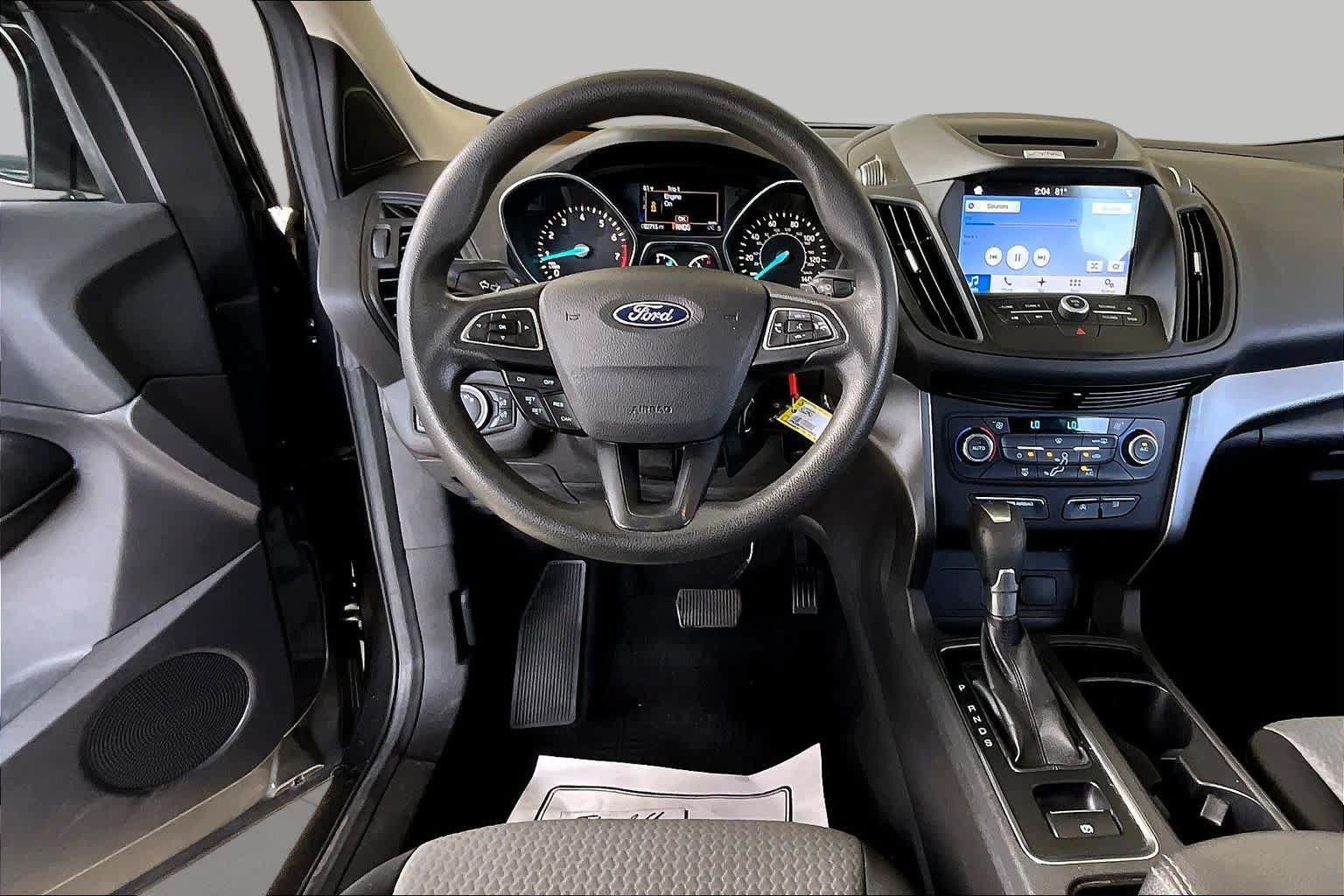 Used 2017 Ford Escape SE w/ Equipment Group 201A FWD image 6