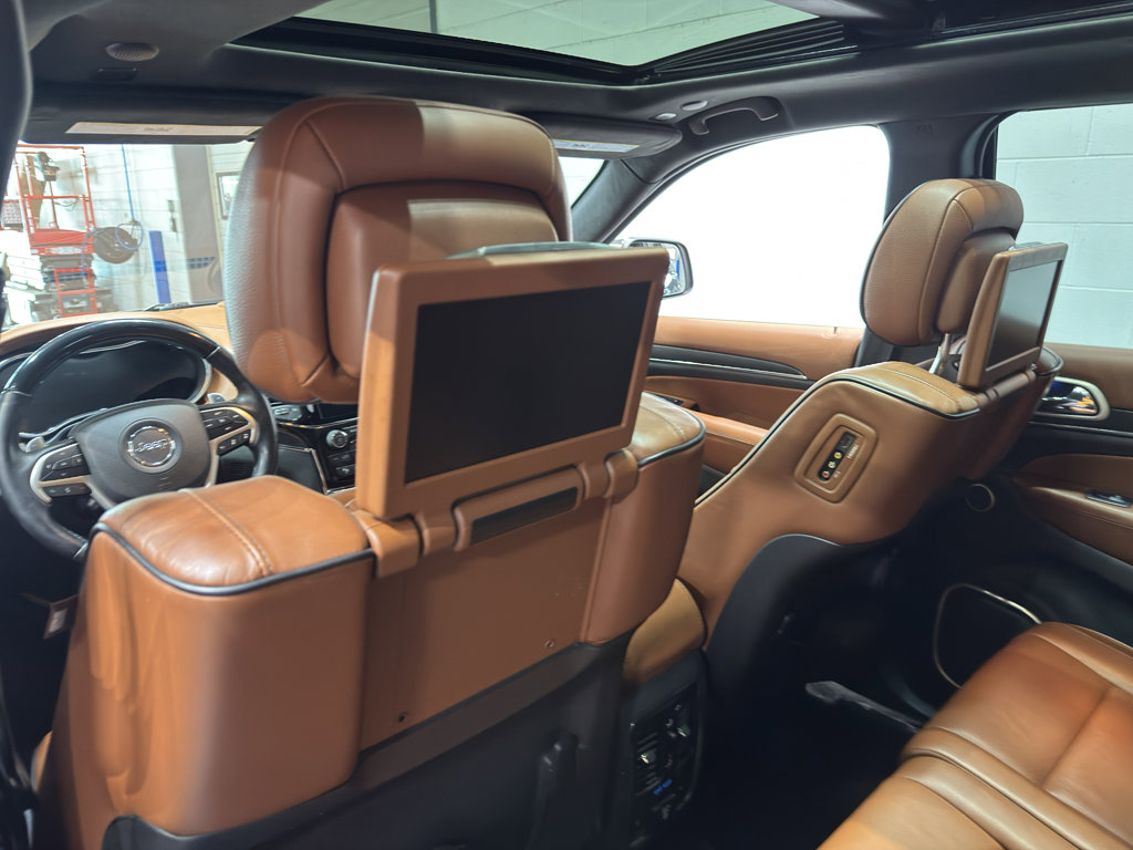 Used 2020 Jeep Grand Cherokee Summit image 14