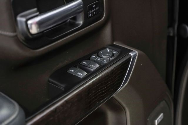 Used 2022 GMC Sierra 3500 Denali w/ Denali Black Diamond Edition image 39