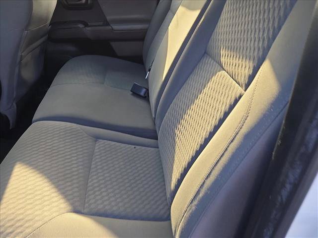 Used 2022 Toyota Tacoma SR w/ SR Convenience Package RWD image 17
