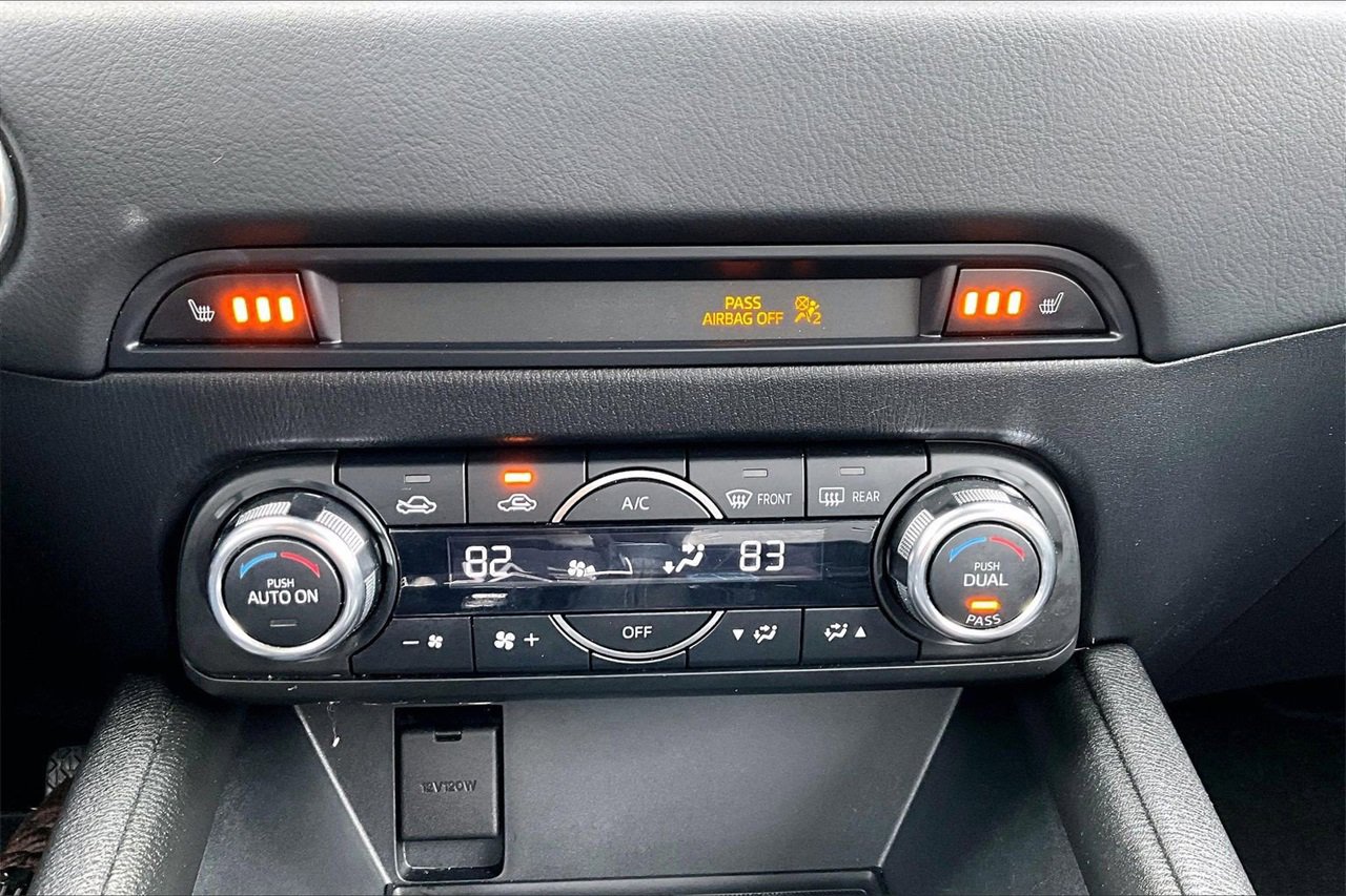 Used 2018 MAZDA CX-5 Touring image 16