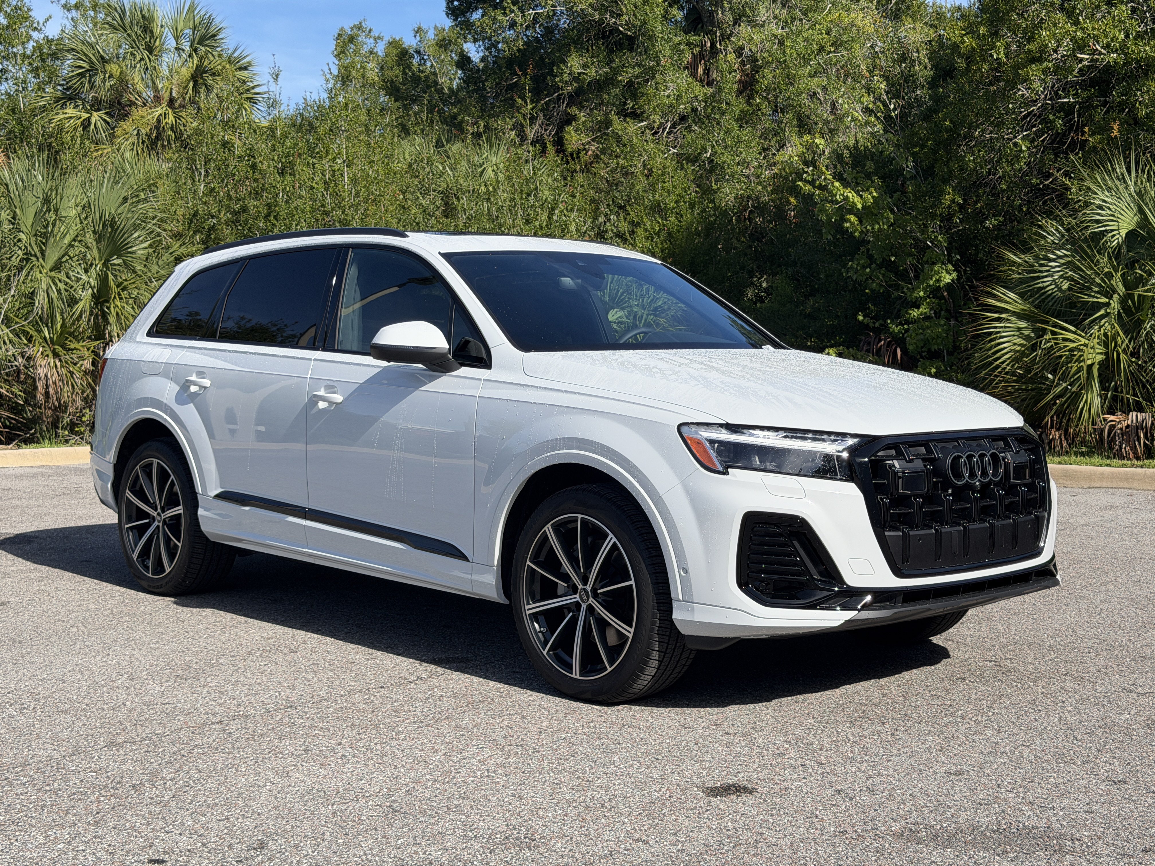 New 2026 Audi Q7 2.0T Premium Plus AWD/4WD image 1