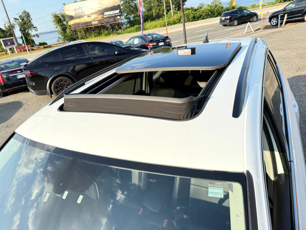 Used 2019 Volkswagen Tiguan SE w/ Panoramic Sunroof Package image 83