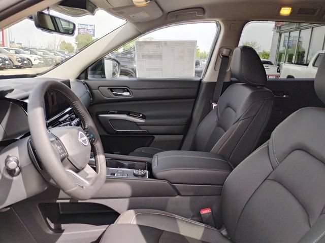 New 2026 Nissan Pathfinder SL w/ Cargo Package AWD/4WD image 16