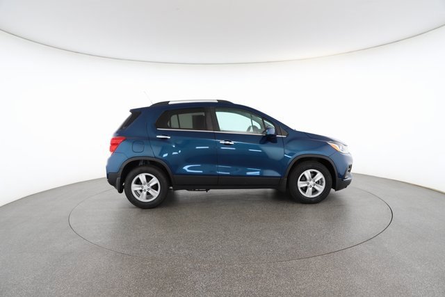 Used 2019 Chevrolet Trax LT w/ LT Convenience Package image 22