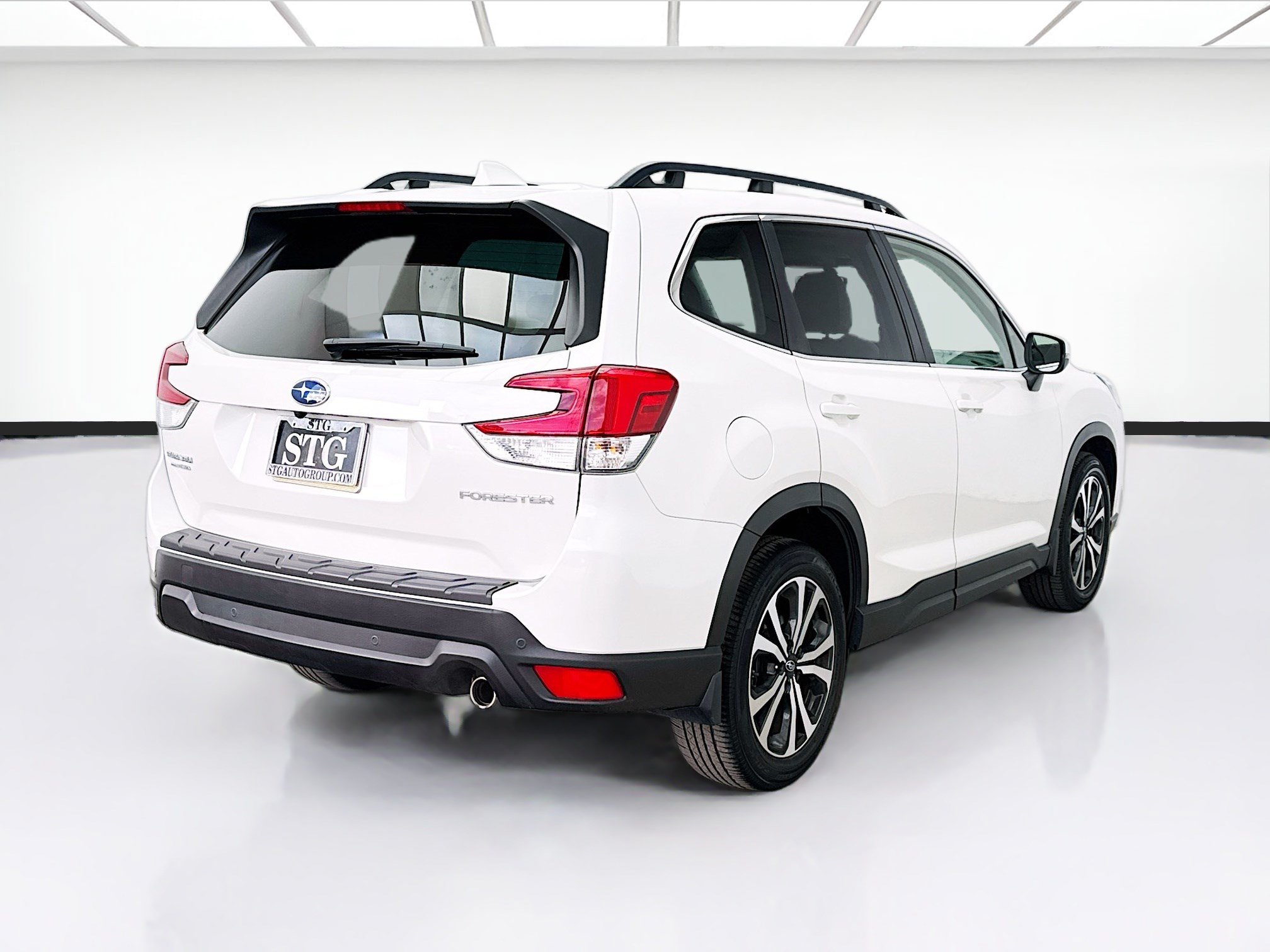 Used 2022 Subaru Forester Limited w/ Popular Package #2 AWD/4WD image 4