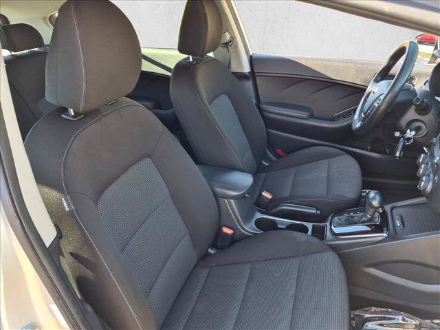 Used 2017 Kia Forte LX FWD image 18