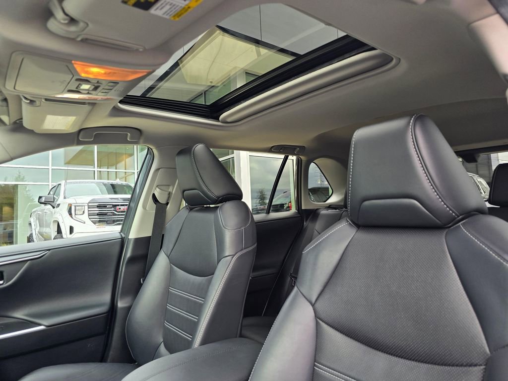 Used 2020 Toyota RAV4 Limited w/ Limited Grade Weather Package image 21