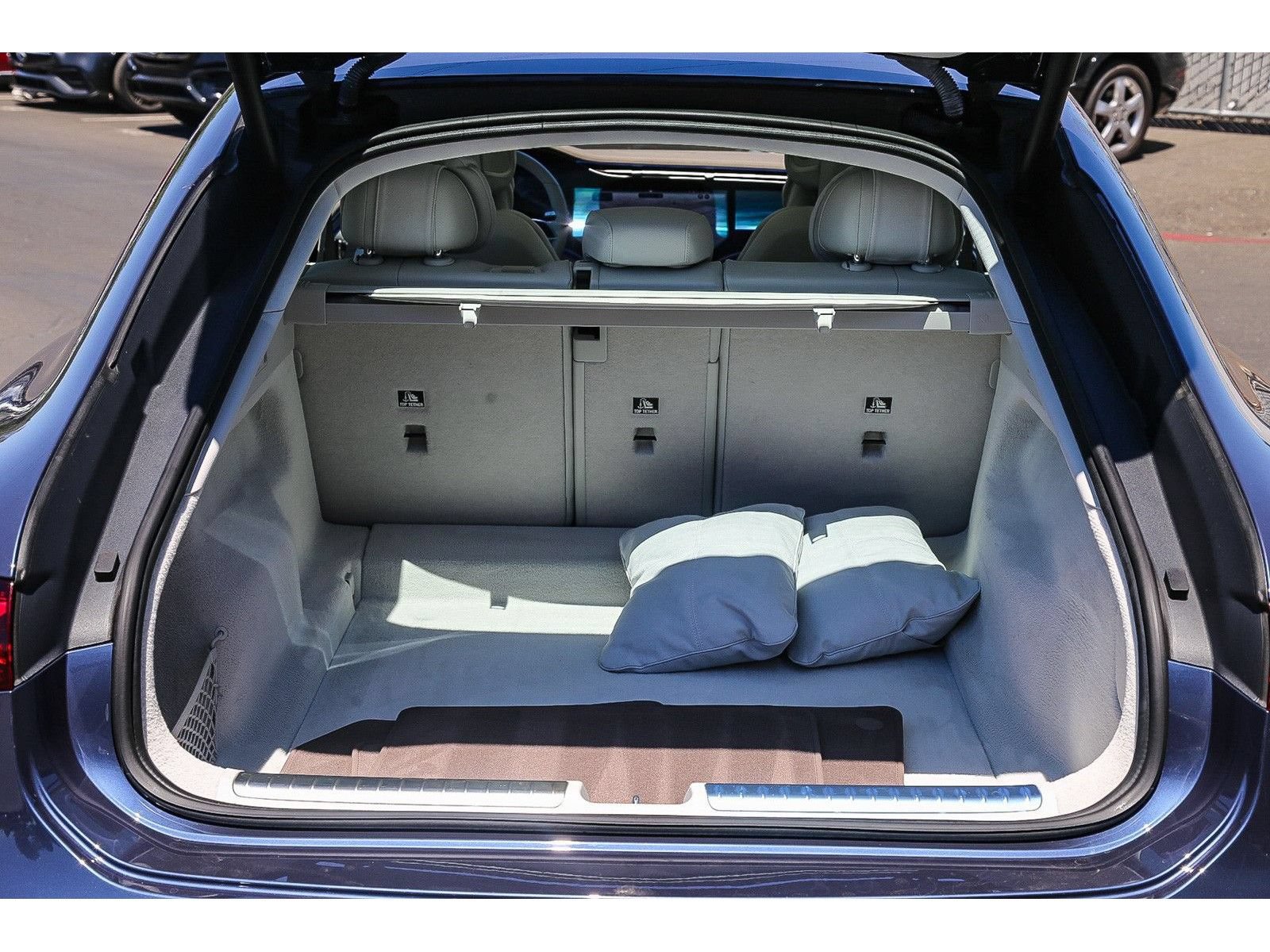 Used 2023 Mercedes-Benz EQS 580 4MATIC Sedan image 24