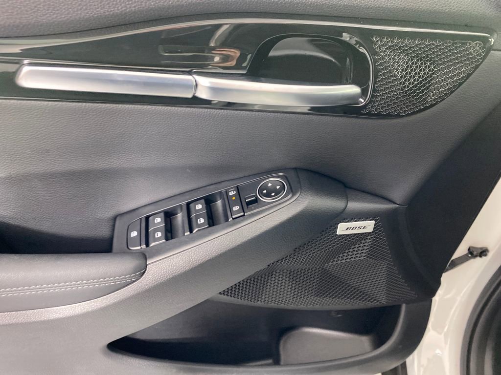 Used 2024 Kia Seltos SX image 11