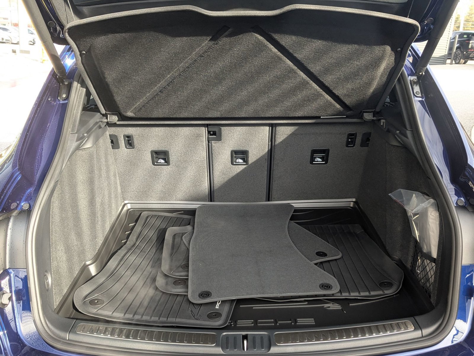 New 2026 Porsche Macan S AWD/4WD image 24