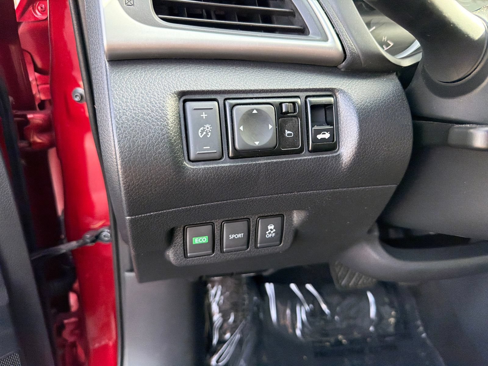Used 2017 Nissan Sentra SV FWD image 18