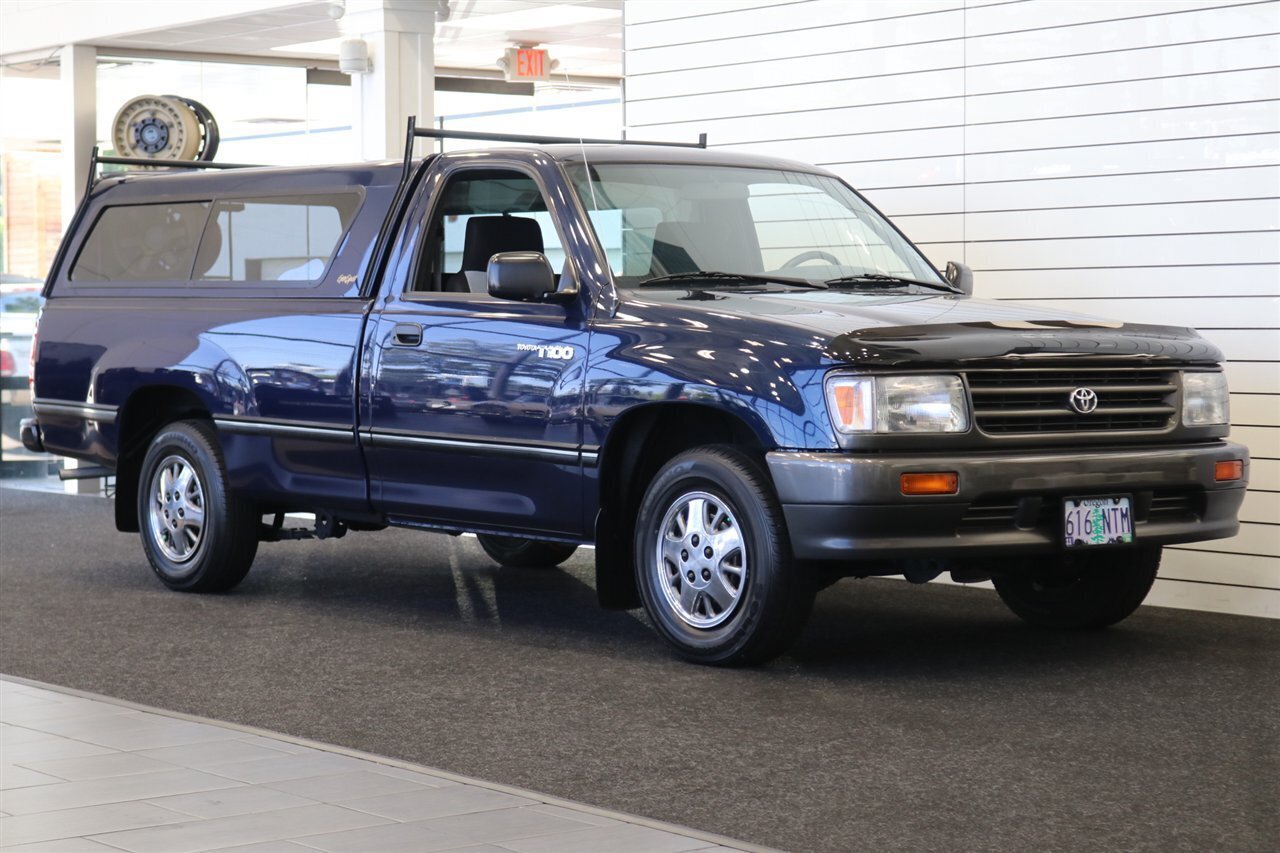 Used 1995 Toyota T100 2WD Regular Cab image 2