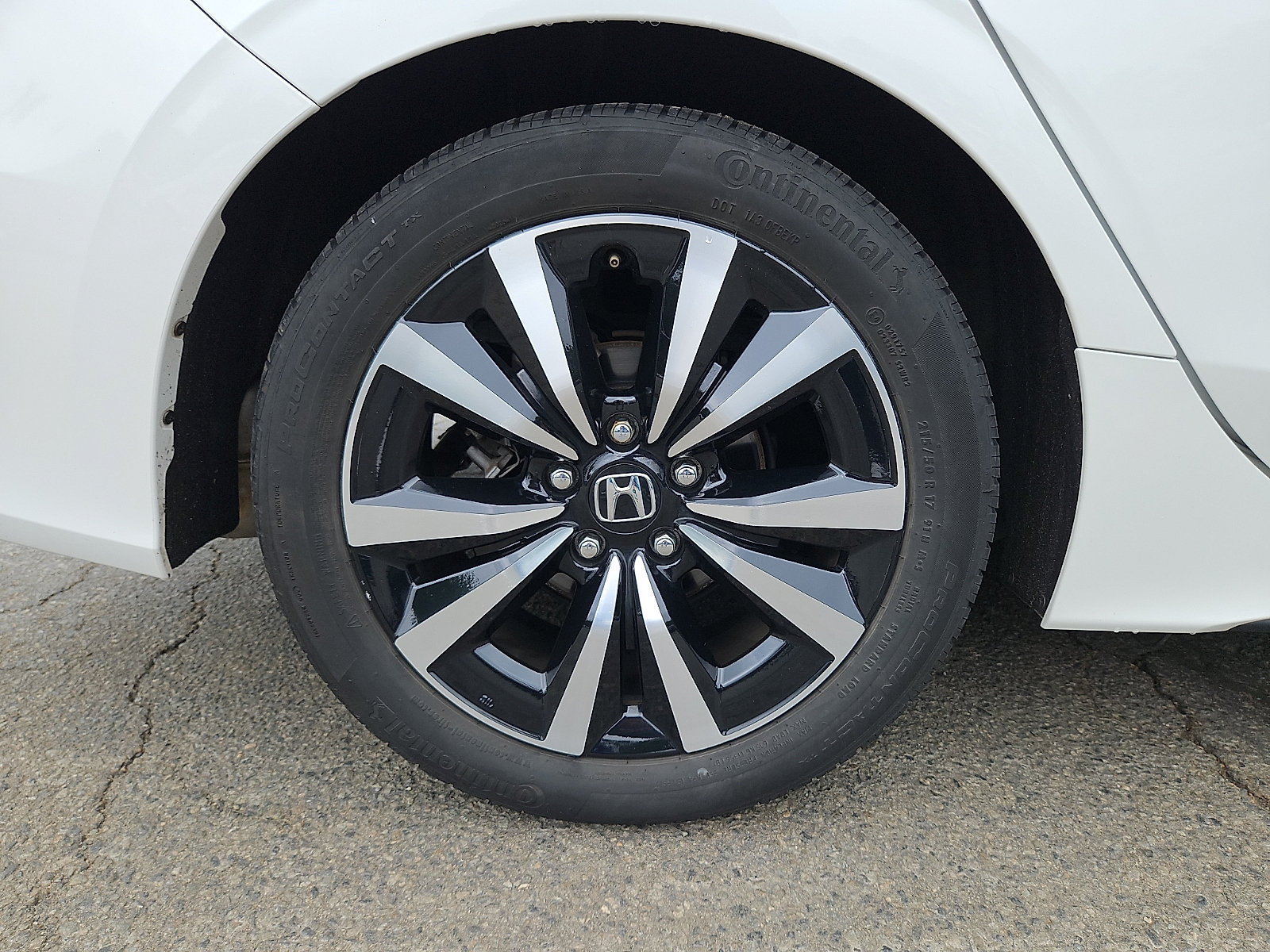 Used 2023 Honda Civic EX-L image 9