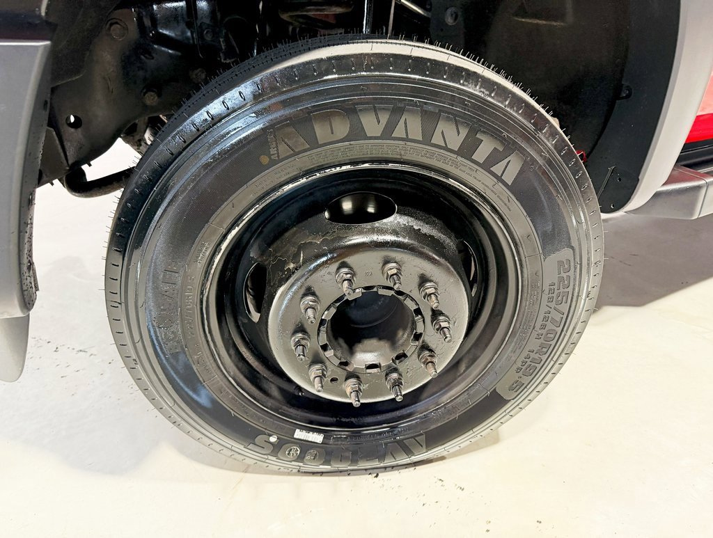 Used 2016 Ford F450 XL w/ Power Equipment Group image 2