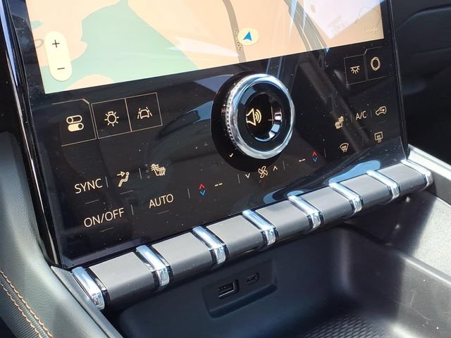 New 2026 GMC Terrain AT4 w/ Technology Package II AWD/4WD image 19